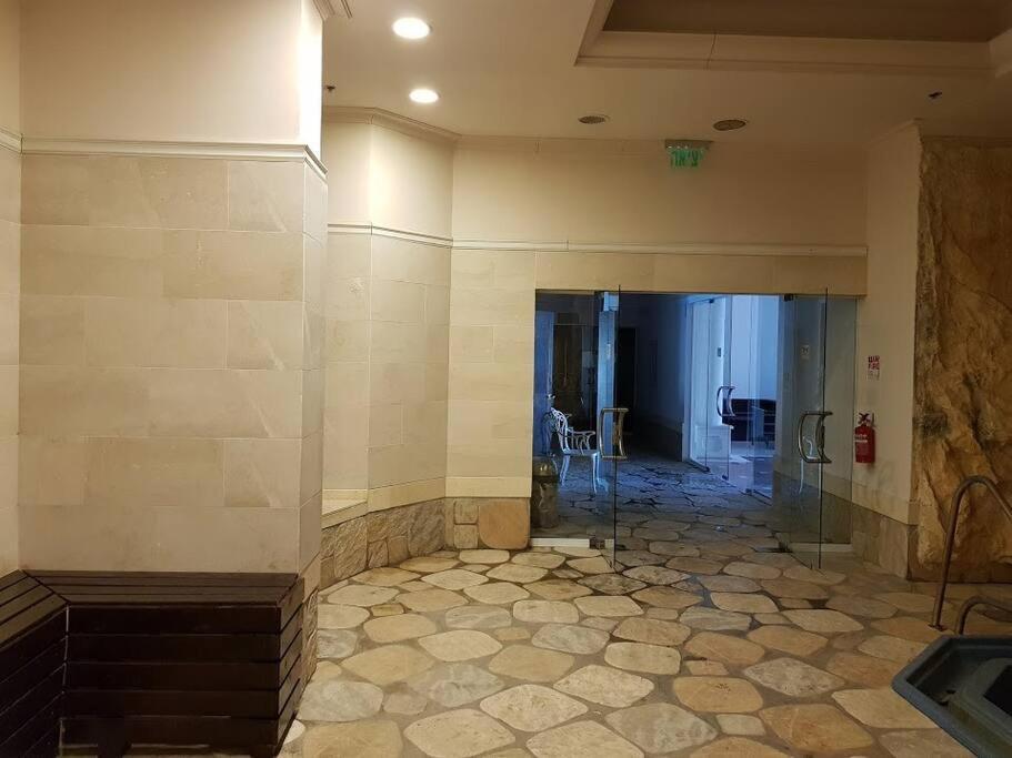 La-Palmore Luxury Apart-Residense Resort With Pool First Line Sea Side Eilat Exteriör bild