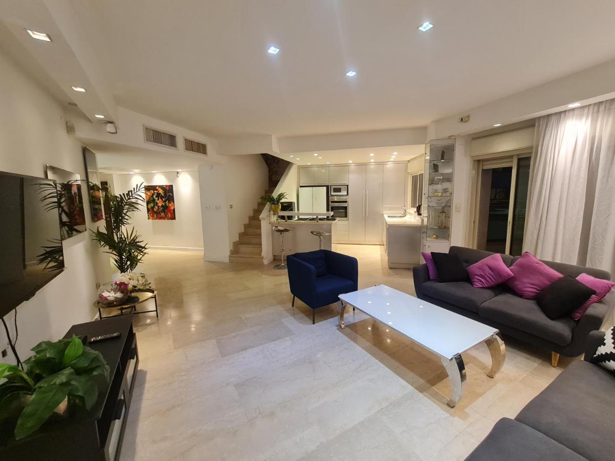 La-Palmore Luxury Apart-Residense Resort With Pool First Line Sea Side Eilat Exteriör bild