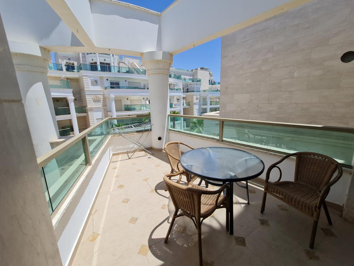 La-Palmore Luxury Apart-Residense Resort With Pool First Line Sea Side Eilat Exteriör bild